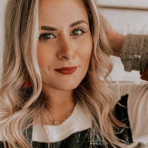 Meet your Posher, Paige